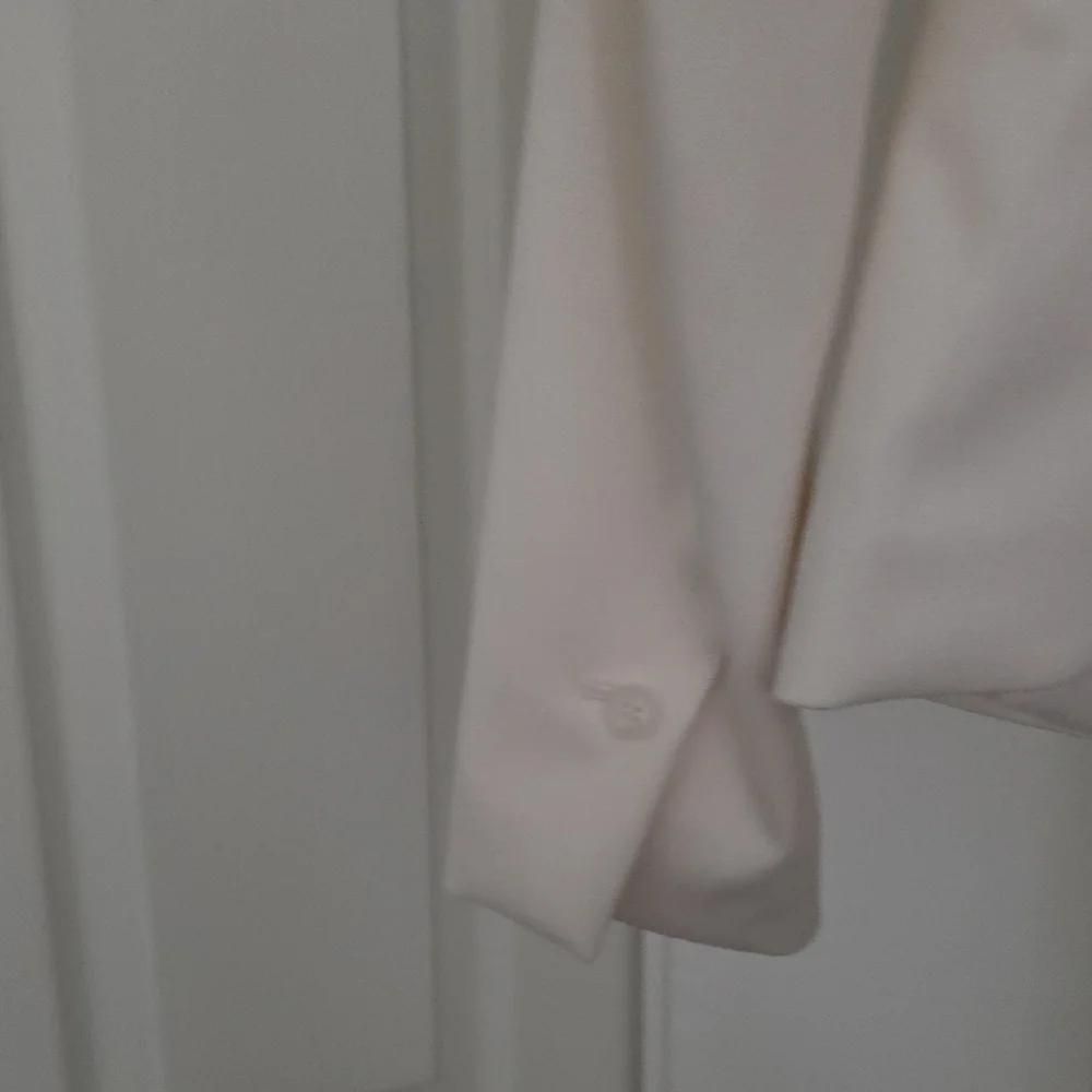 Classic Cream Single-Button Blazer for Women Sz XSmall 17×23 - Picture 10 of 10